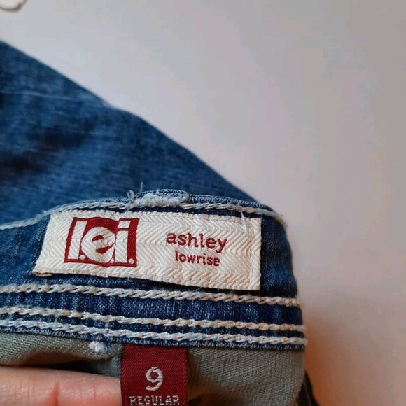 L.E.I. Shorts Womens 9 Denim Jean Camo Crochet Lace Hippie Boho Festival Vtg Y2K - Picture 6 of 11